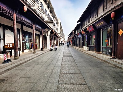 【斑斕蕭瑟】+ 長安古鎮(zhèn)