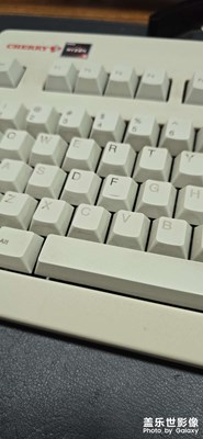 【見微知著】+年代感的鍵盤