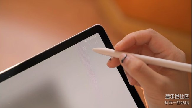 利用Galaxy Tab S10的涂鴉生圖，我都畫出了這些內(nèi)容