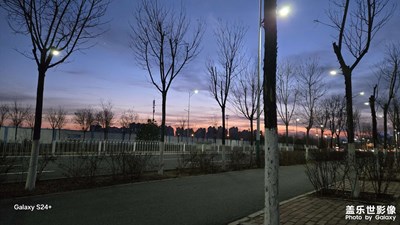 手機直出，夜色藍(lán)調(diào)