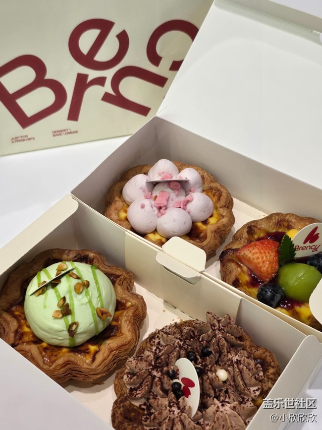 W2025新品線下攝影活動 W2025新品線下攝影活動