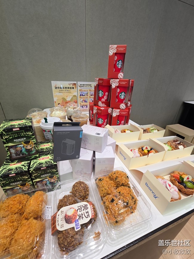 W2025新品線下攝影活動 W2025新品線下攝影活動