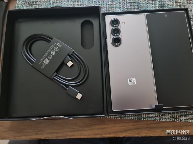 【一起來尋星】+Galaxy Z Fold 6 科技與藝術的完美融合 【一起來尋星】+Galaxy Z Fold 6 科技與藝術的完美融合