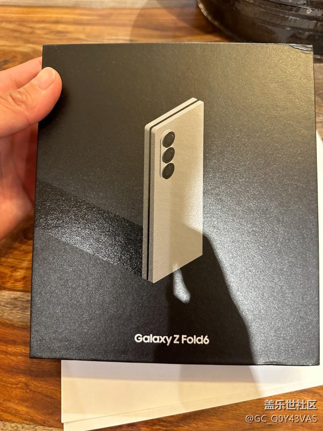 【一起來(lái)尋星】+三星Galaxy Z Fold 6深度評(píng)測(cè):重塑折疊屏旗艦新標(biāo)桿 【一起來(lái)尋星】+三星Galaxy Z Fold 6深度評(píng)測(cè):重塑折疊屏旗艦新標(biāo)桿