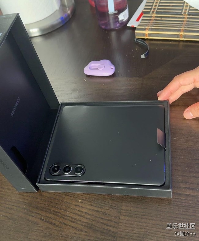 【一起來尋星】+三星Galaxy Z Fold5：未來在握，“折” 學(xué)當(dāng)?shù)? title=