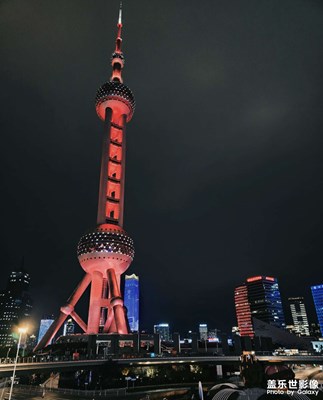 【多元化的世界】+上海陸家嘴的夜色