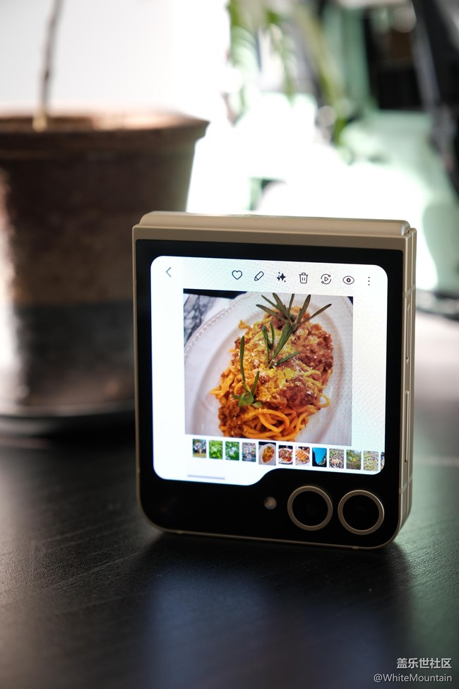 Galaxy Z Flip6的外屏可以這樣玩兒！