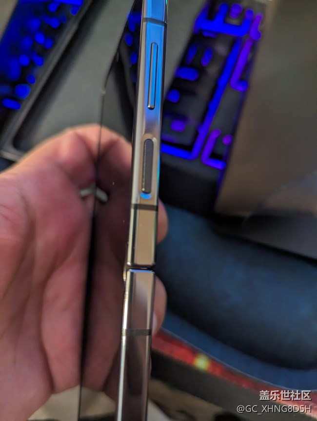 【一起來尋星】+三星Galaxy Z Flip5時尚與性能的完美碰撞 【一起來尋星】+三星Galaxy Z Flip5時尚與性能的完美碰撞