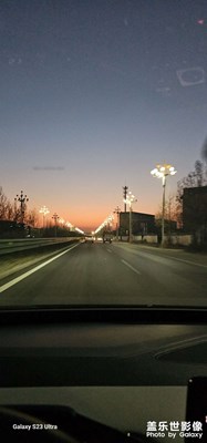 【多元化的世界】+在路上