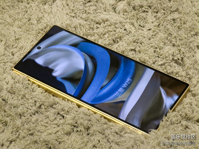 張弛有度，風(fēng)尚盡展—W25心系天下