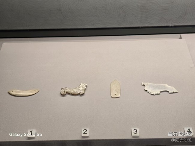 【歲末記憶】瓷器與玉器