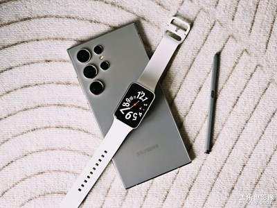 讓我愛不釋手的手機(jī)