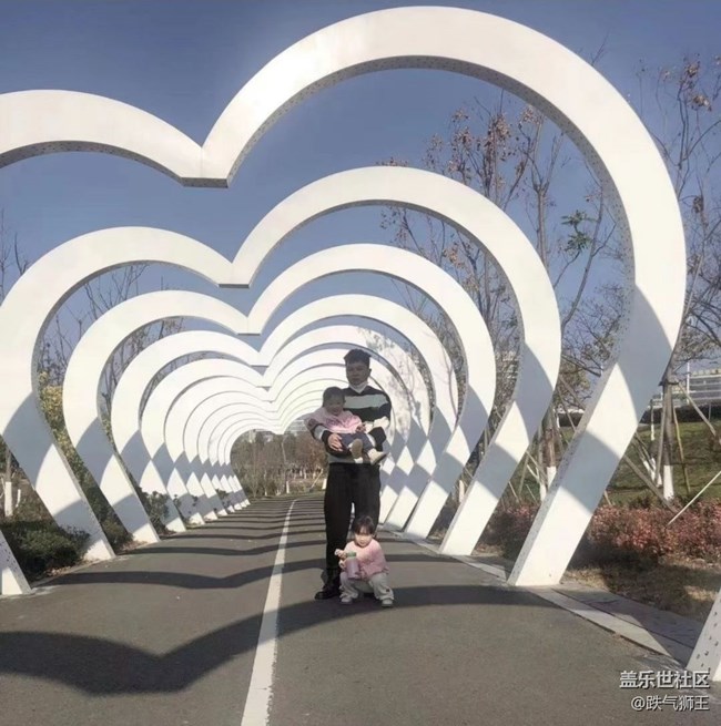 【2025你好】遛娃