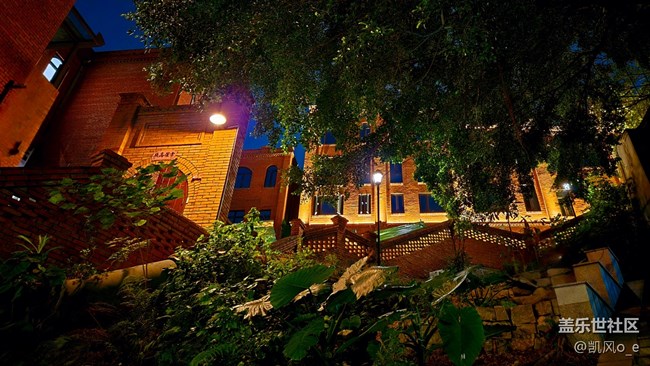 用Galaxy Z Fold6拍了拍煙臺山公園