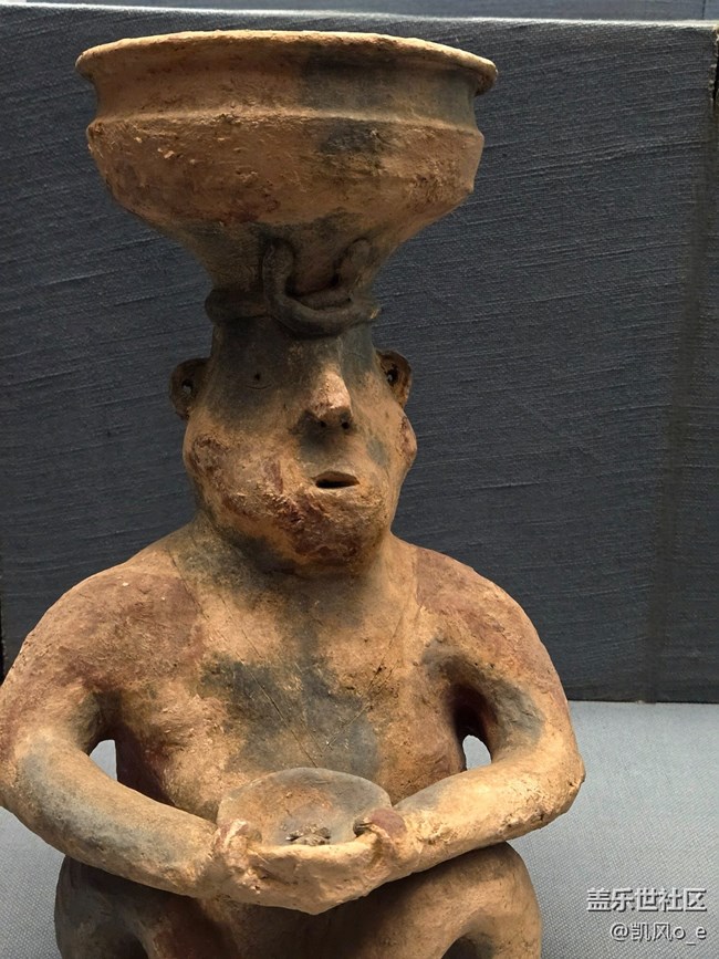 用 Galaxy Z Fold6 拍了拍廣東省博物院