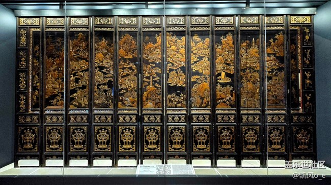 用 Galaxy Z Fold6 拍了拍廣東省博物院