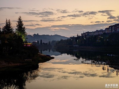 【城市的溫度】小城