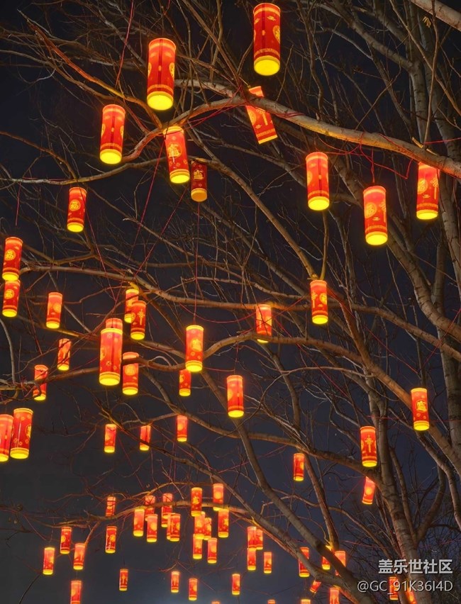 【新年到】滿樹炮竹