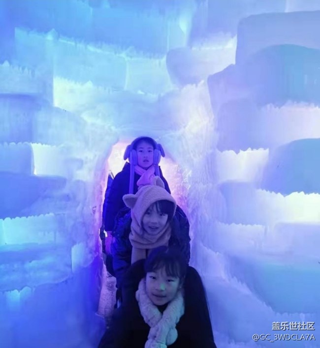 【2025你好】人造冰雕