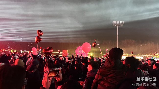 【身邊的節(jié)日氣息】過年氣息，喜慶燈會