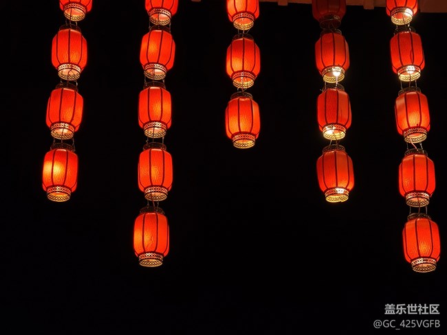 【新年到】+新年快樂