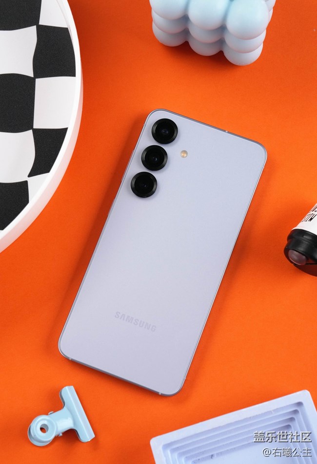 化繁為簡(jiǎn) 質(zhì)感一新 三星Galaxy S25系列精美圖賞