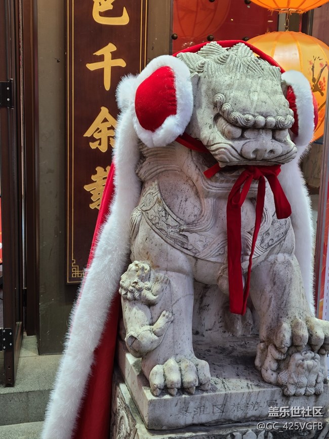 【身邊的節(jié)日氣息】新年裝扮