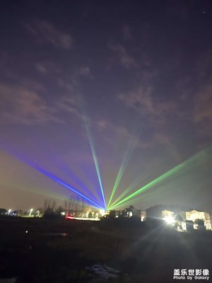 【金蛇轉(zhuǎn)好運(yùn)】+ 鄉(xiāng)間彩燈