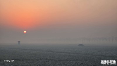 金蛇轉(zhuǎn)好運(yùn)，新年巳巳如意