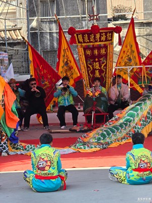 【金蛇轉(zhuǎn)好運(yùn)】+麒麟舞動，年味正濃