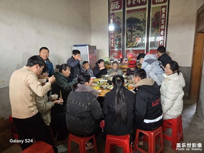 【金蛇轉(zhuǎn)好運(yùn)】新年新氣象！