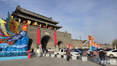 節(jié)日下的古城