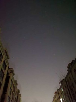 【返程路上】+城市夜空的詩意