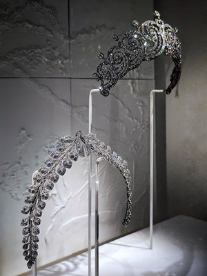 【燈影情長】+燈光下