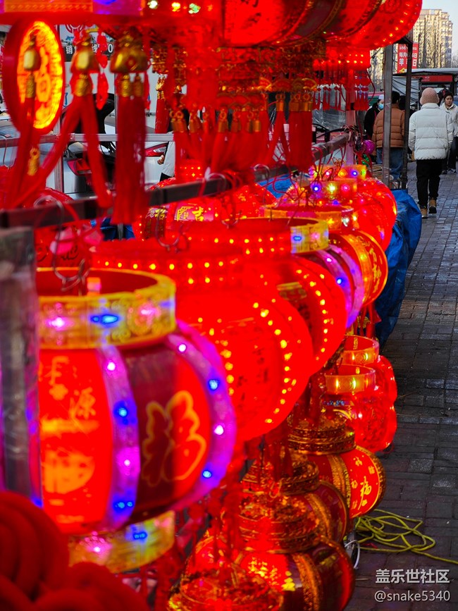 【相冊(cè)里的年味】+紅燈籠