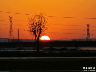 家鄉(xiāng)的夕陽(yáng)