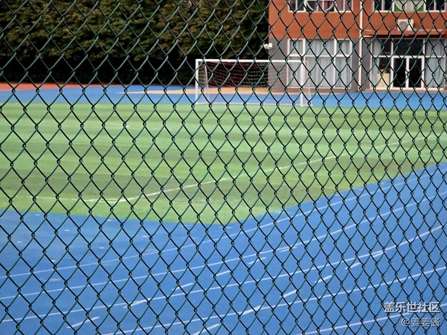 #二月春將半——操場