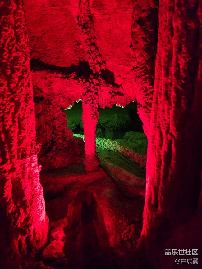 【幸福時(shí)光】色彩斑斕的石花洞