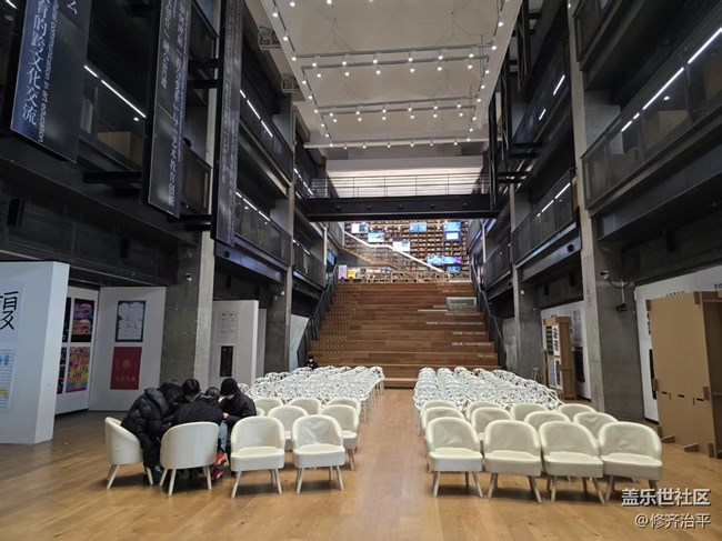 【幸福時光】央美的圖書館與門頭