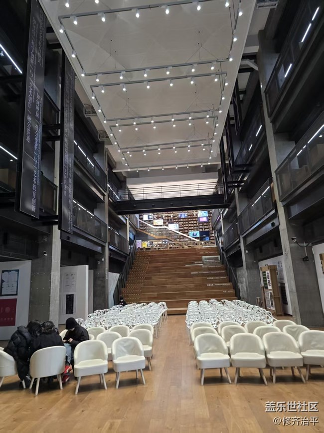 【幸福時光】央美的圖書館與門頭