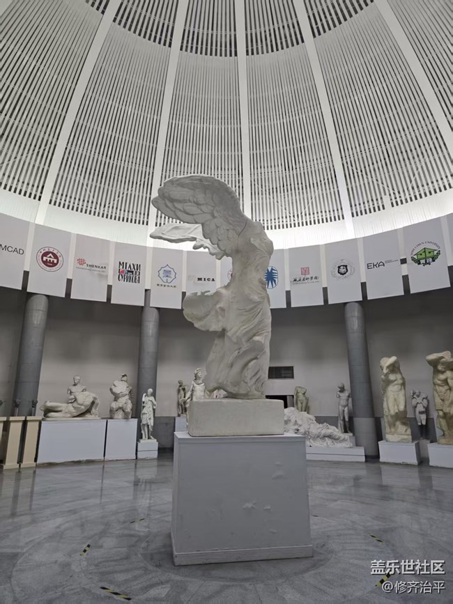 【幸福時(shí)光】復(fù)制的精品雕塑