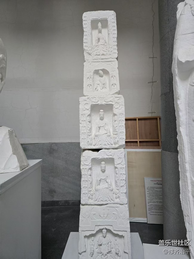 【幸福時光】各具特色的雕塑