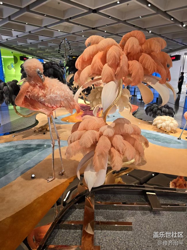 【幸福時(shí)光】商場里的火烈鳥