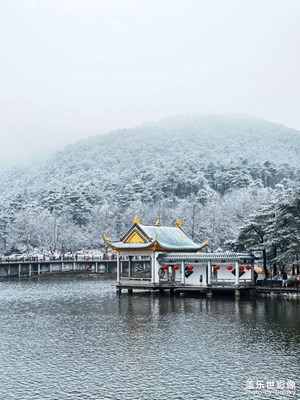 如琴湖的雪景