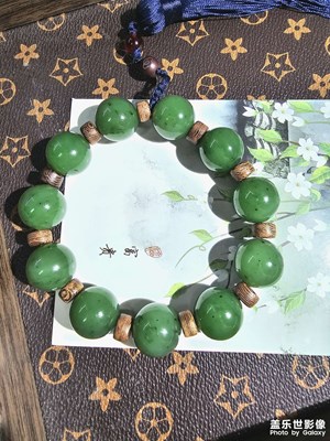 華麗的碧玉手持