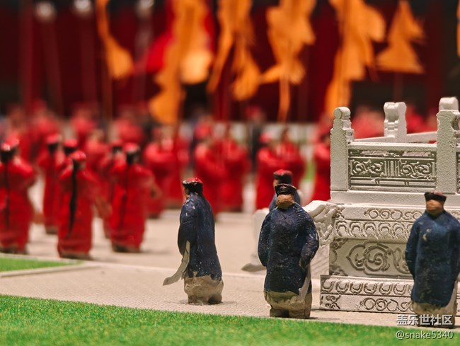 【時間在此刻靜止】+縮小的模型