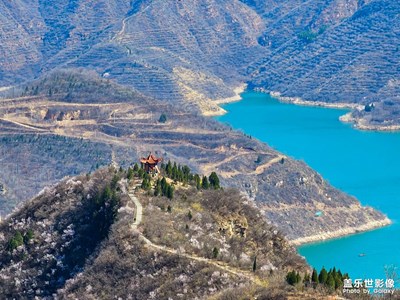 荊紫仙山——悠然遠(yuǎn)眺壯麗黃河