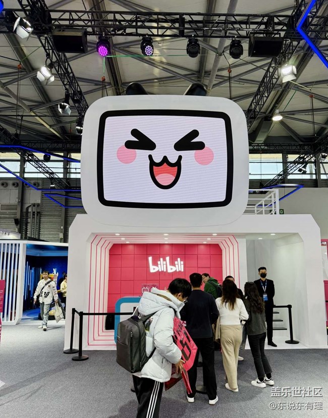 【三星AWE展區(qū)】+重生之我在上海AWE電子展湊賽博龍珠