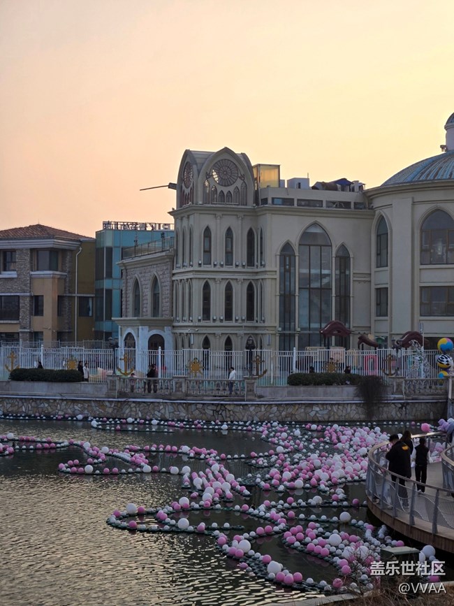 #煙花三月——湖邊散步