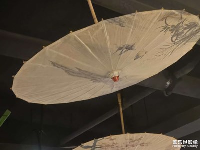 【人間四月天】+精彩氛圍